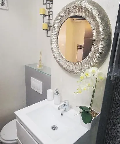 Garsoniera Ultracentral Lägenhet *